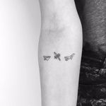 Ways to fly by Cagri Durmaz #CagriDurmaz #simple #minimal #minimalism #linework #paperplane #airplane #fly #sky #tattoooftheday