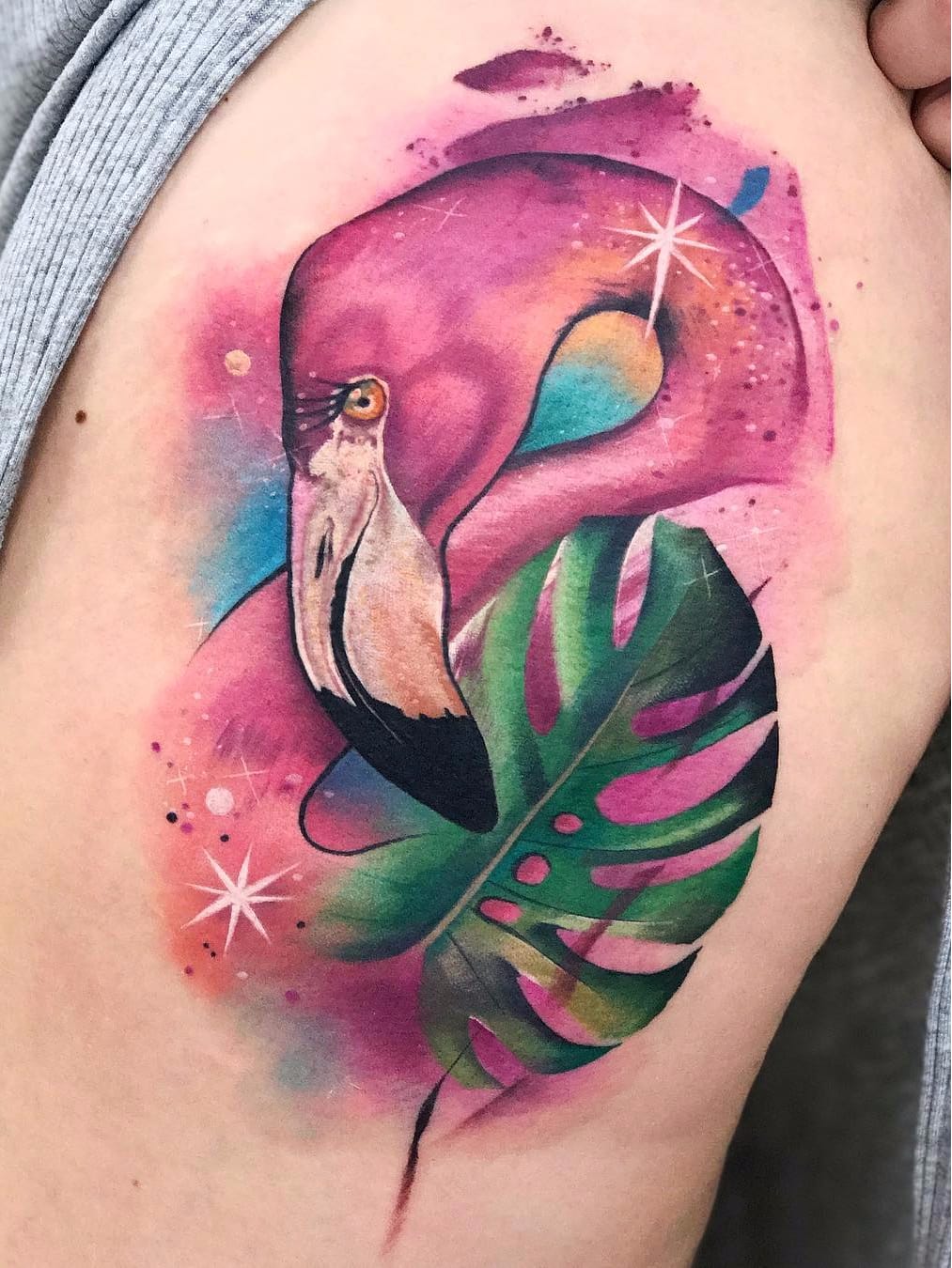 Por Freddie Albrighton #FreddieAlbrighton #gringo #colorido #colorful #realismo #realism #realismocolorido #flamingo #ave #passaro #bird #folha #leaf #watercolor #aquarela