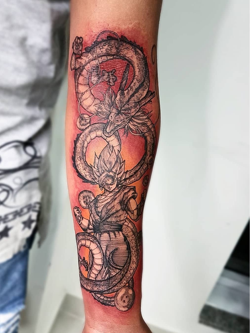 #ViniciusScalfone #brasil #brazil #brazilianartist #tatuadoresdobrasil #sketch #aquarela #watercolor #shenlong #dbz #dragonballz #esferasdodragao #goku #nerd #geek #comics #anime #animação #desenho #pontilhismo #dotwork