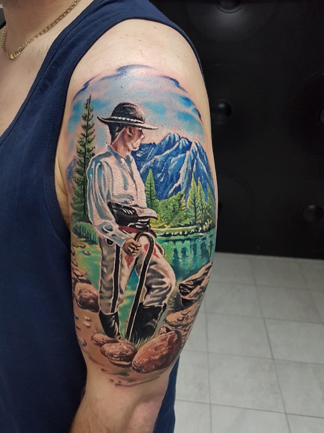 #MarekHaras #gringo #realismo #realism #realismocolorido #colorido #colorful #homem #man #rio #river #arvore #tree #montanha #hill