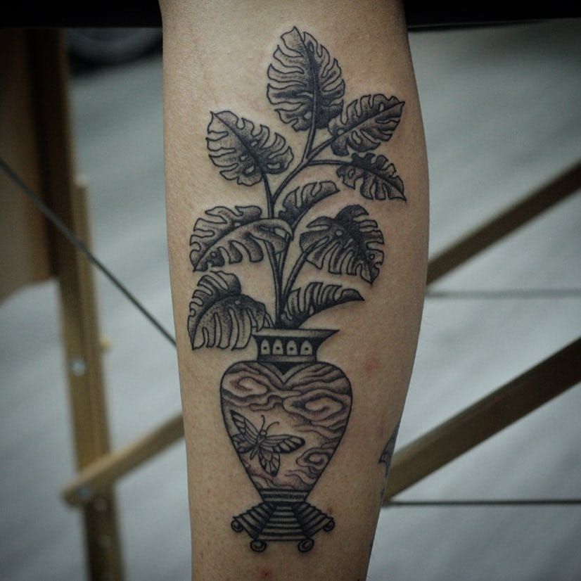 Minimalist flower pot tattoo  Tattoogridnet