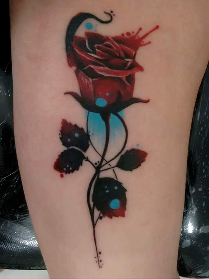 #LucasFranca #brazil #brasil #brazilianartist #tatuadoresdobrasil #flor #flower #aquarela #watercolor #rosa #rose #folha #leaf