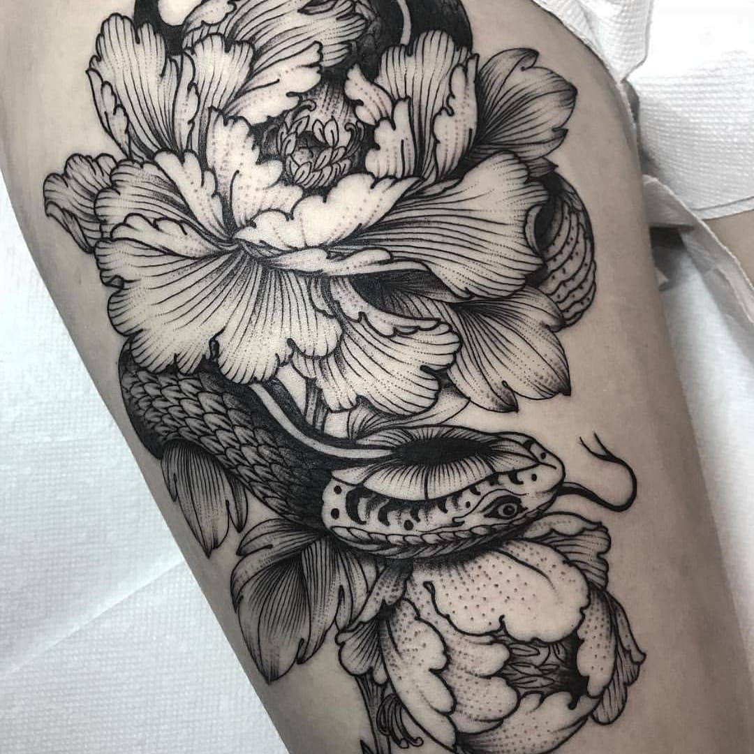 Loves Me Loves Me Not Flower Tattoos Tattoodo