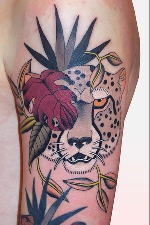 Tattoo by Brindi #Brindi #color #Japanese #traditional #newschool #mashup #color #cheetah #jungle #lush #leaves #plants #nature #cat #junglecat