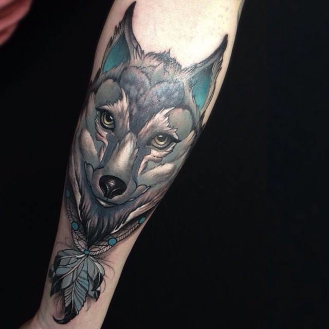 Wolf tattoo by Yliana Paolini #wolf #wolftattoo