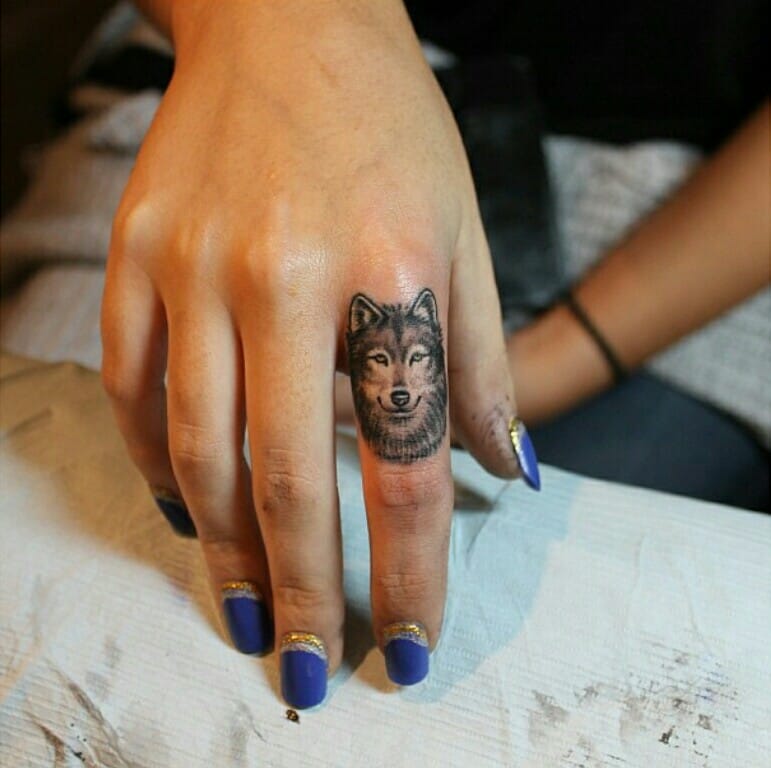 Wolf tattoo, Artist unknown.