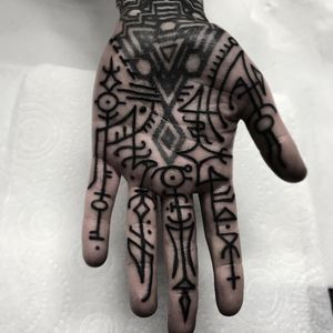 Tattoo by Jondix #Jondix #palmtattoos #blackwork #linework #palm #illustrative #tribal #sigil #symbol #circuitboard #dotwork