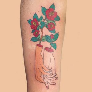 Tattoo by Mick Hee #MickHee #illustrativetattoos #illustative #hand #surreal #flower #rose #floral #handholding