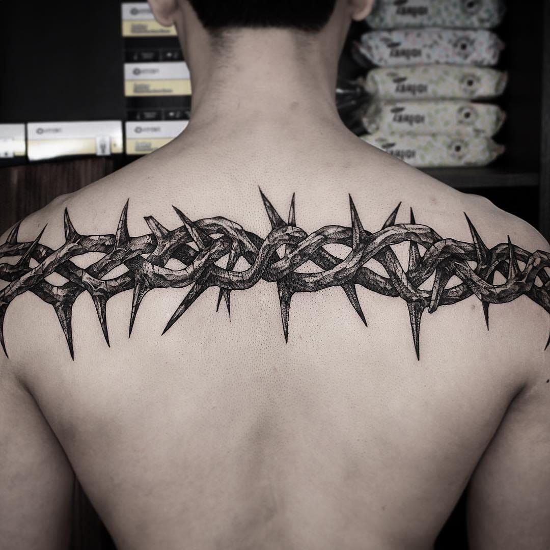 a rose with its thorns art by Daniela Novi skin tattoos Italy  r tattoos