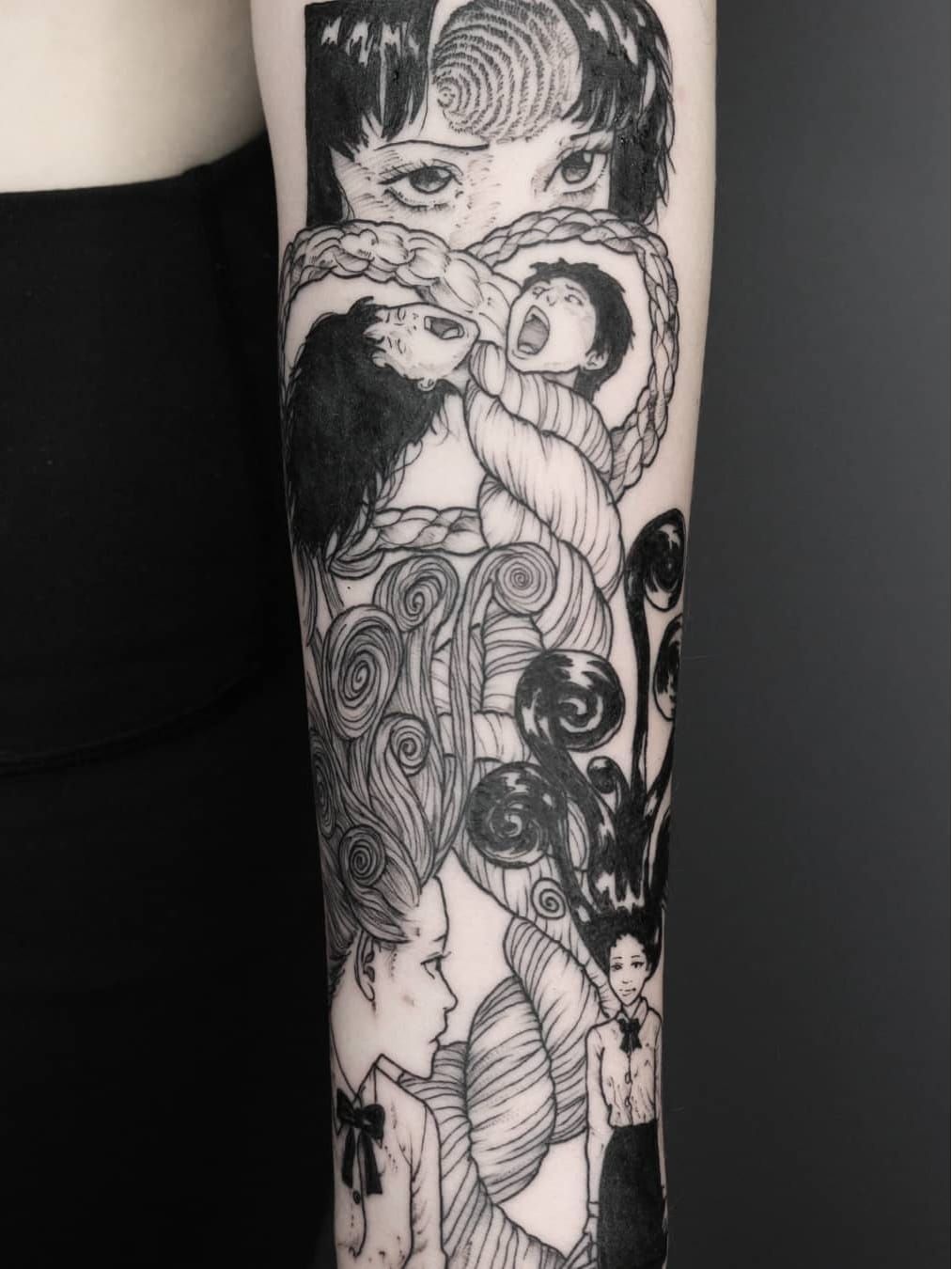 Eroguro tattoo