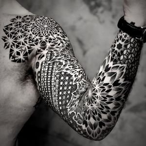 Sacred geometry sleeve tattoo by Noksi #Noksi #geometrictattoos #geometric #sacredgeometry #sacredgeometrytattoo #pattern #line #linework #shapes #ornamental #dotwork #mandala