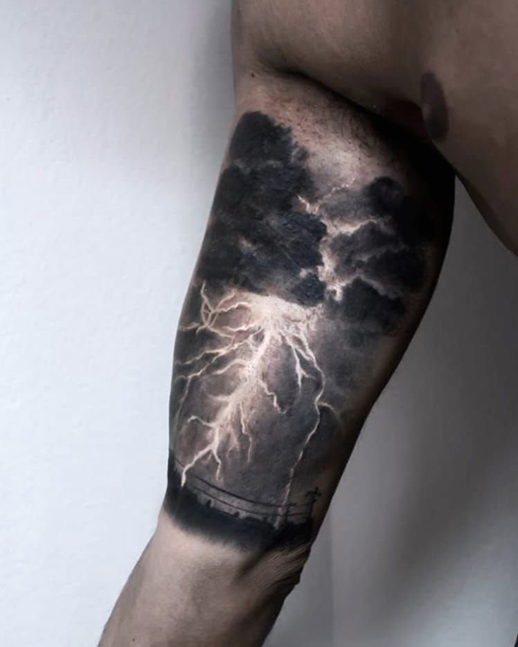 40 Tornado Tattoo Designs für Männer  Cool Cyclone Ink Ideen  Mann Stil   Tattoo  Half sleeve tattoo Tornado tattoo Sleeve tattoos