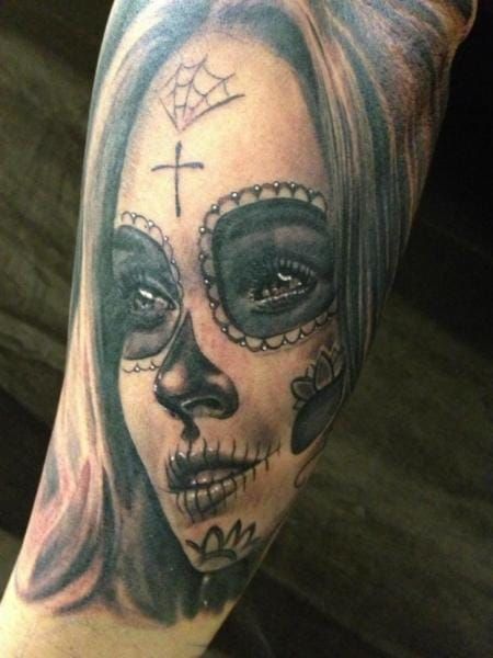 by Mia Tattoo
