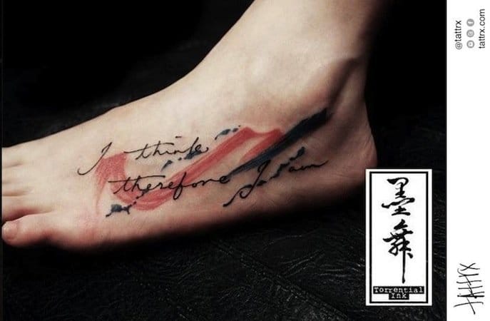 The iconic philosophy statement of Descartes on the foot by Jodic Chan. #quote #quotetattoo #philosophy #lettering #JodicChan #Descartes