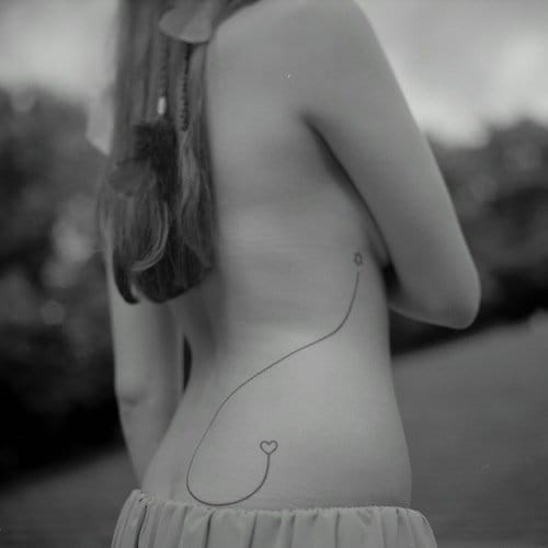 Side line by Cy N Caro. #Minimal #LineTattoo #BlackLine