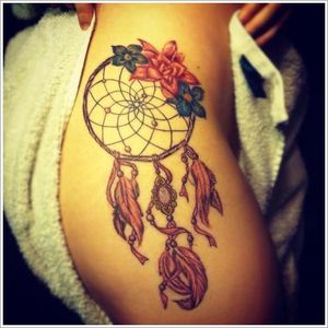 Gorgeous tattoo, artist unknown #dreamcatcher