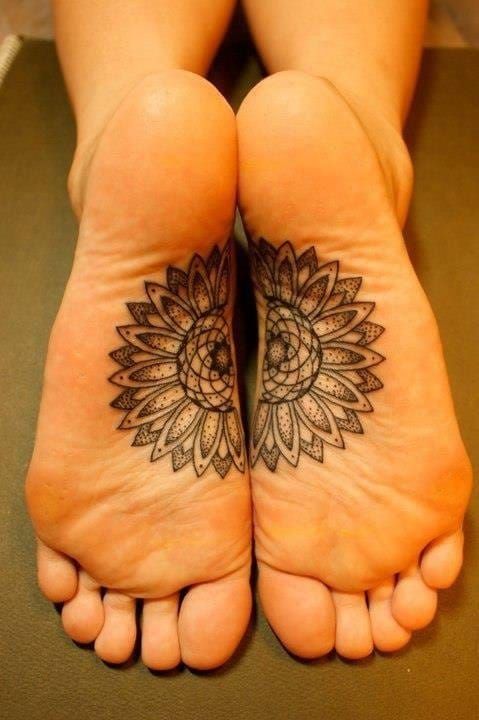 10 Cool & Fun Under The Feet Tattoos • Tattoodo