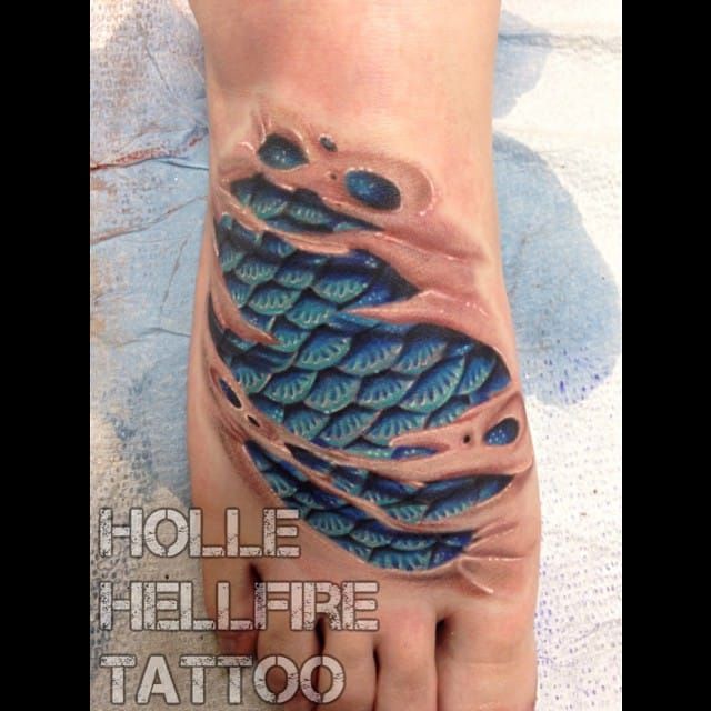 Little mermaid by Holle Hellfire.