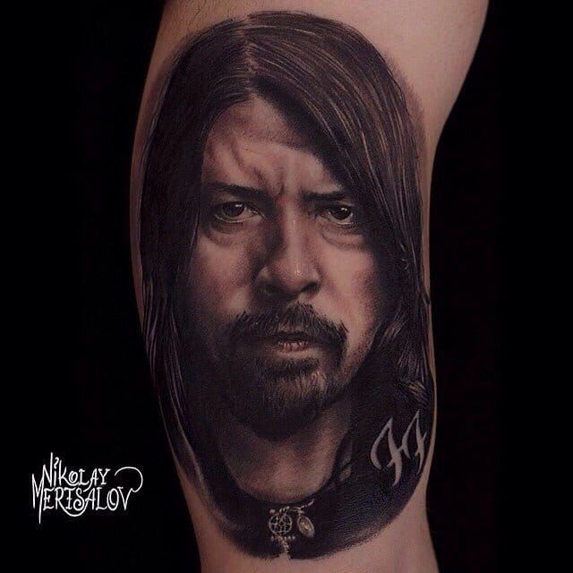 Foo Fighters Dave Grohl unveils Ace of Spades tattoo tribute to Motorhead  legend Lemmy  Daily Mail Online