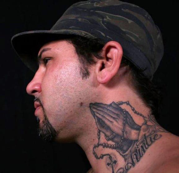 Great tattoo on artist Darren Brass by Tim Hendricks #prayinghandstattoo #prayinghands #darrenbrass #timhendricks
