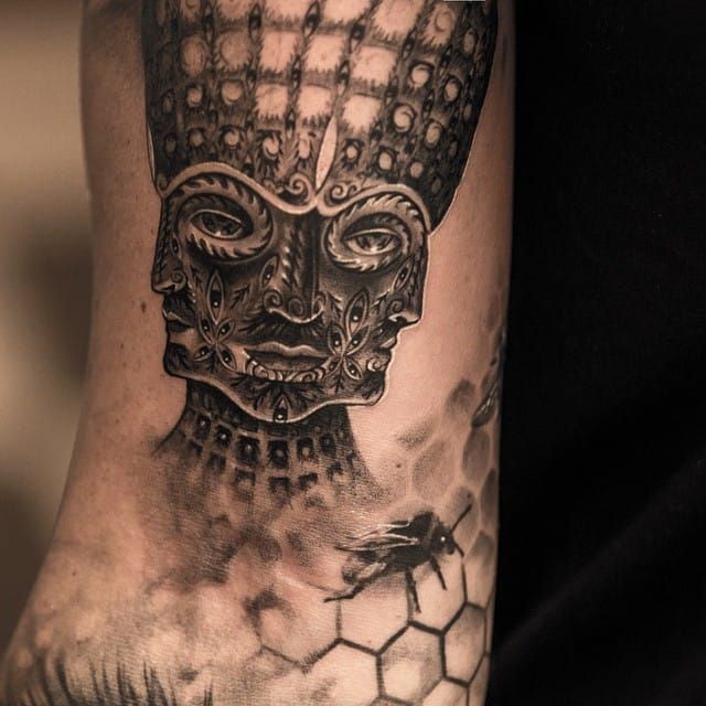 Exquisite piece inspired by Alex Gray.