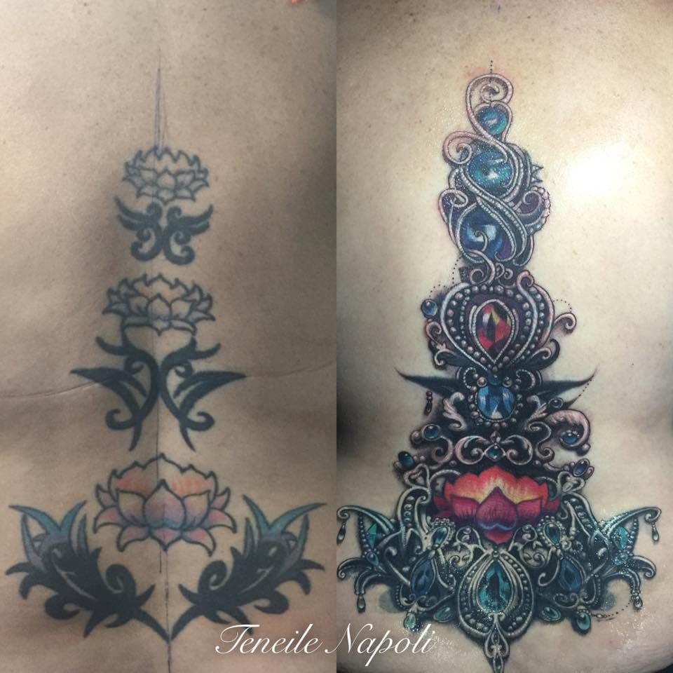 From boring to royal, Teneile Napoli is having your back!