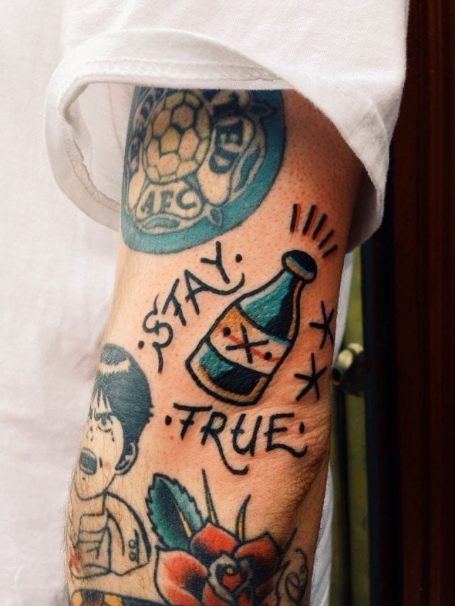 Love This Stay True Tattoo Filler, artist unknown