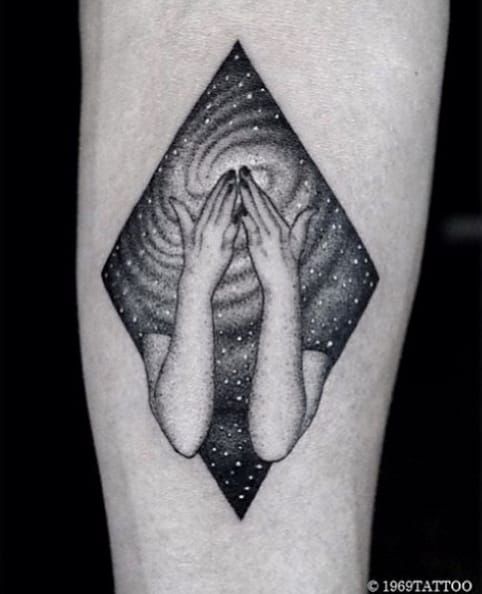 Introverts Rejoice 15 Tattoo Ideas to embrace the Introversion in you  httpswwwalienstattoocompostintrovertsrejoice15tattoo ideastoembracetheintroversioninyou