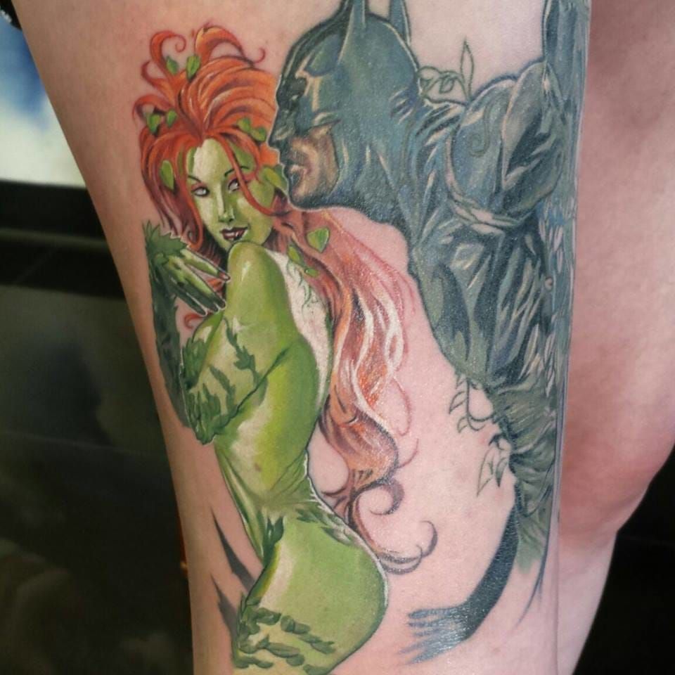 For all the Poison Ivy x Batman shippers! Tattoo by Troy Slack