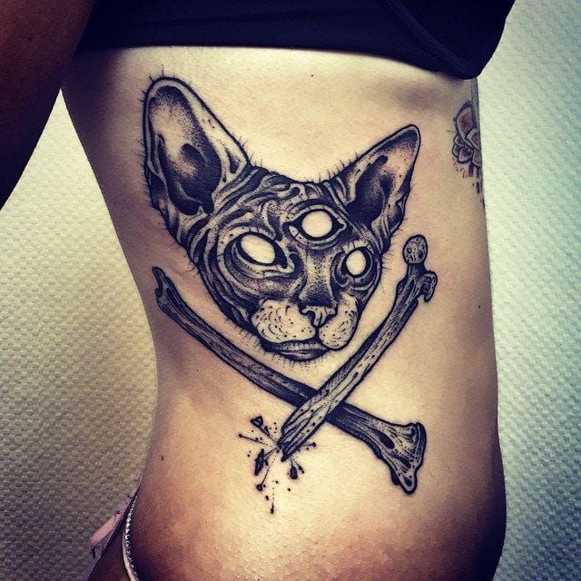 Tattoo uploaded by Salce Alejandro • cat moon • Tattoodo