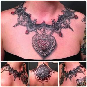 A badass realistic necklace by Tim Kern
