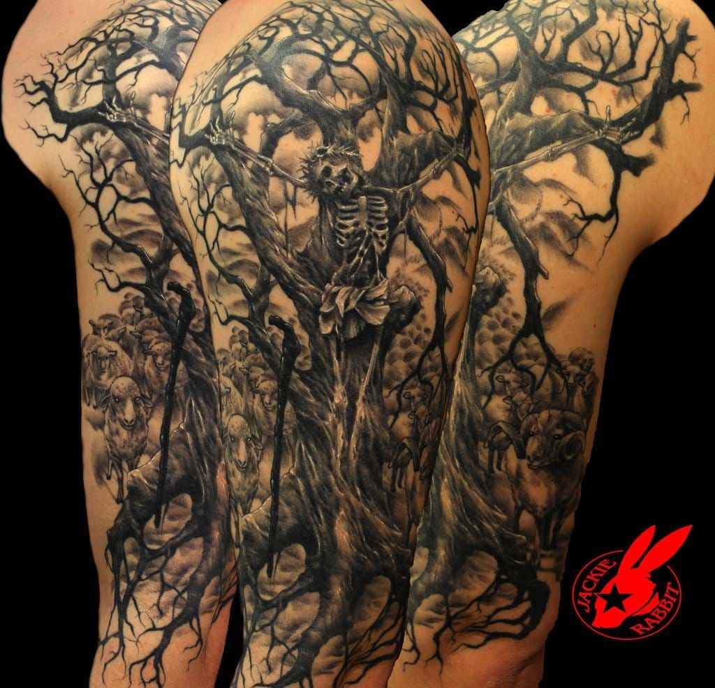 Um dos melhores do mundo em tatuagens macabras Jackie Rabbit