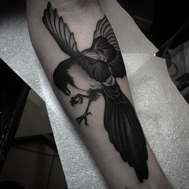 Magpie Tattoo by Ro Thorpe