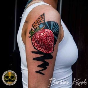 18 Sweet And Succulent Strawberry Tattoos Tattoodo