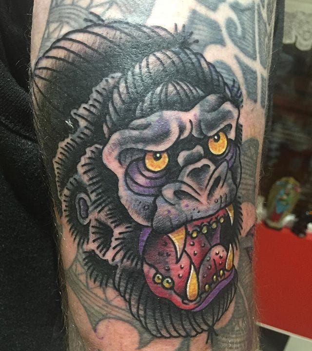 Blast Over Gorilla by tck tattooer