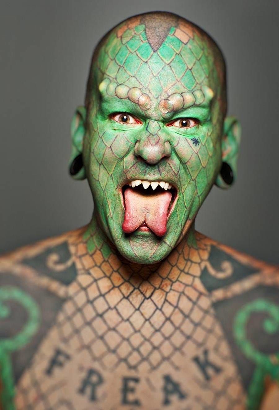 6 People Who Turned Themselves Into Animals Through Body Modifications •  Tattoodo