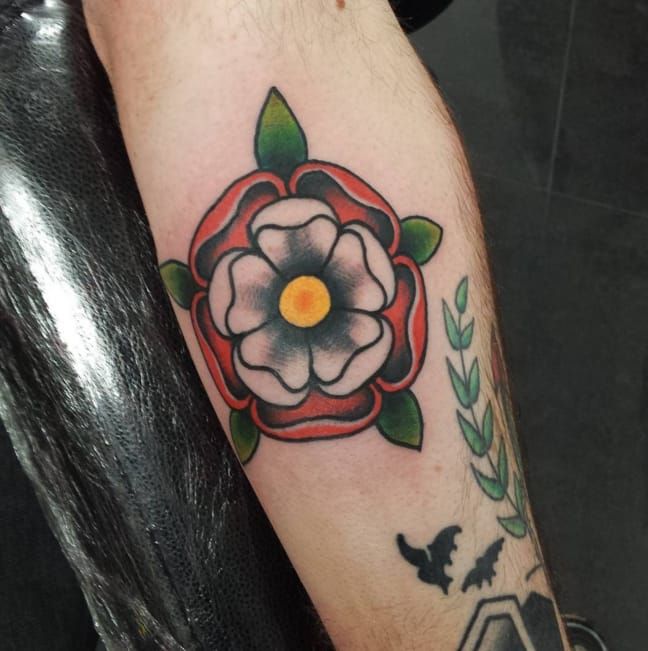 English Emblems: The Heraldic Tudor Rose Tattoo • Tattoodo