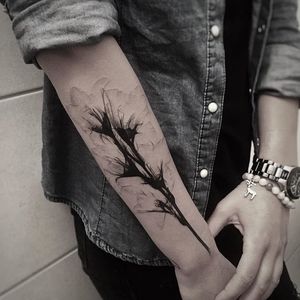A poetic xray flower tattoo idea by Balazs Bercsenyi.