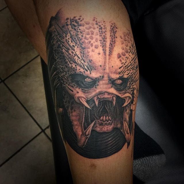 Alien And Predator Tattoos By Chibilombax  फट शयर