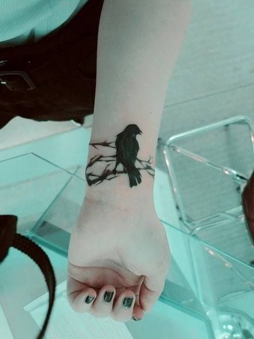 Bird blackwork tattoo, artist unknown. #blackwork #bracelet #wrist #bird