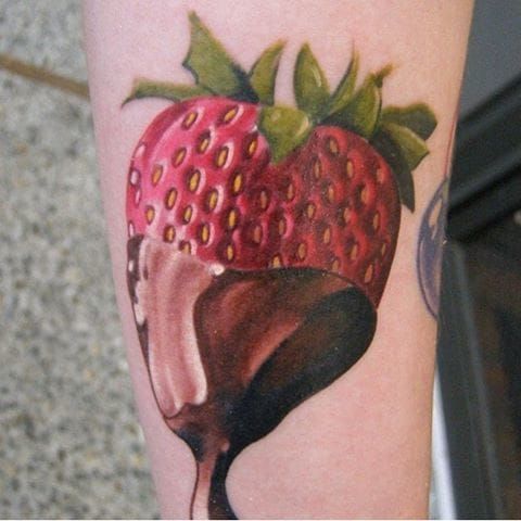 18 Sweet And Succulent Strawberry Tattoos Tattoodo