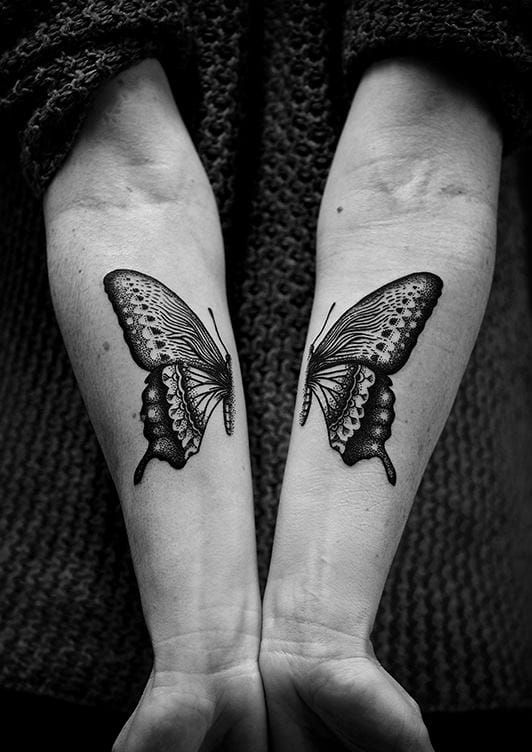 84 Unquestionably Rhythmic Butterfly Hand Tattoos To Get This Year