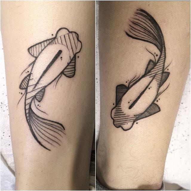 Matching fish tattoos by A. Cobalto #coupletattoo #fish #blackwork