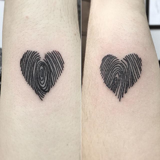 Fingermark hearts by Hettie Baker #fingermarks #hearts #hettiebaker #linework