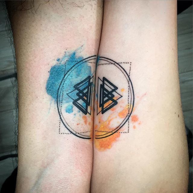 Matching tattoo @skullnbones/Instagram #watercolor #coupletattoo #geometric #matching