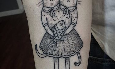 20 Mischievous Blackwork Cat Tattoos • Tattoodo 20 Mischievous Blackwork Cat Tattoos • Tattoodo