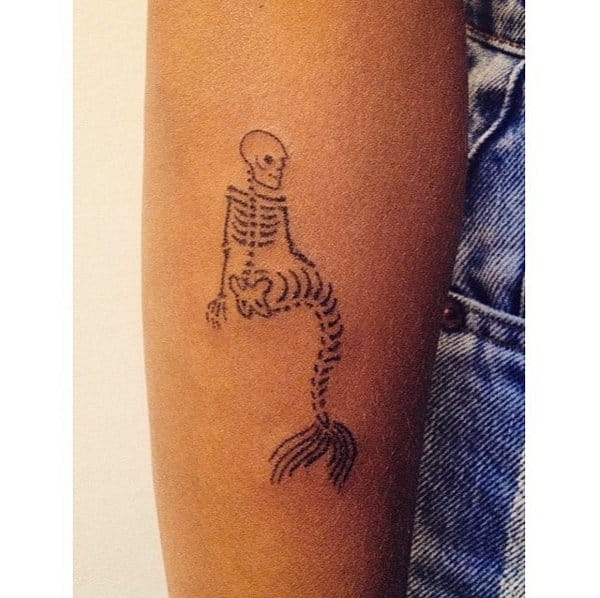 Instagram @taticompton
