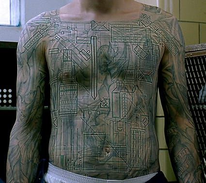 Scofield's tattoo design revealed an intricate map of Fox River prison where he and his brother were being held, Michael Schofield and his Prison Break tattoo #prisonbreak #michaelschofield