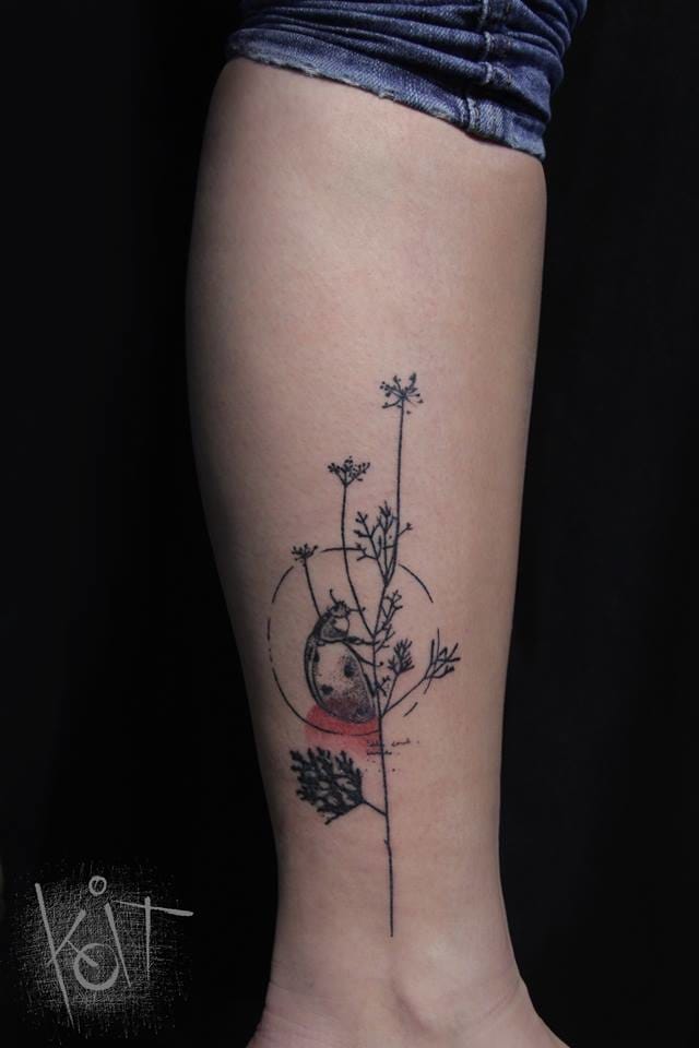 Dainty tattoo #Koit #graphictattoos #ladybugtattoos