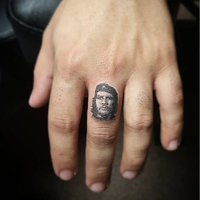 Che Guevara done by Aaron Peters at A Darker Path Tattoo in Scherville IN   rtattoos